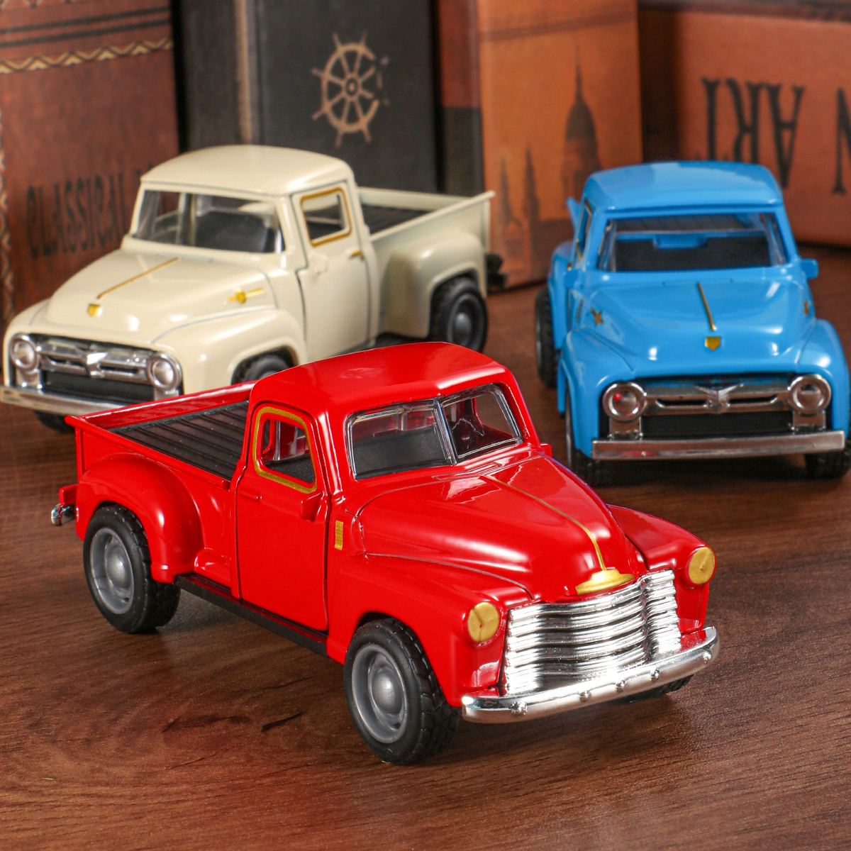 Vintage Collectible Trucks - 1:43 Classic Vintage Pickup Truck Model