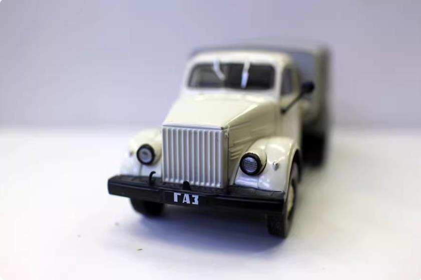 1/43 New Arrival Special Price - Vintage Collectible Trucks recension och pris