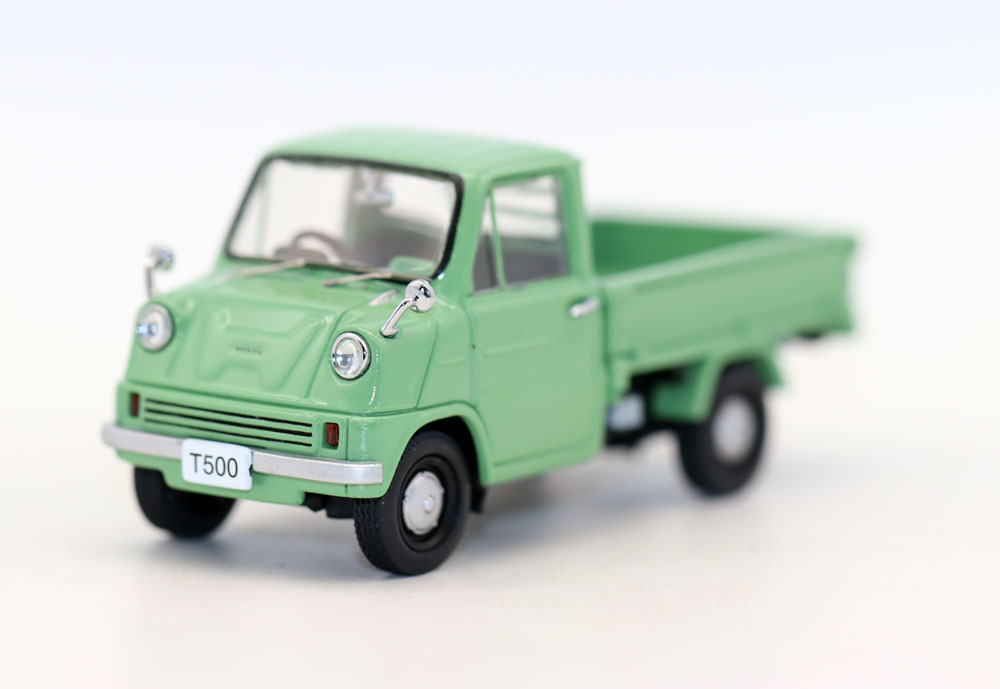 Ebbro 1/43 Scale T500 Truck Vi - Vintage Collectible Trucks recension och pris