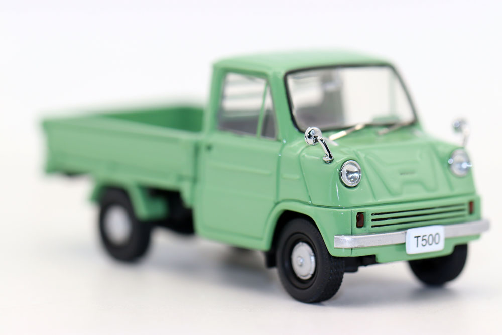 Ebbro 1/43 Scale T500 Truck Vi - Vintage Collectible Trucks recension och pris