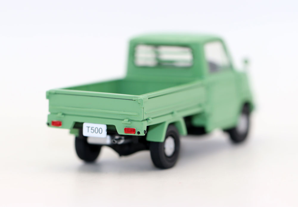 Ebbro 1/43 Scale T500 Truck Vi - Vintage Collectible Trucks recension och pris