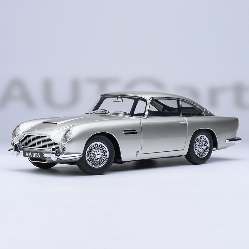 AUTOart 1:18 Scale Diecast All - Vintage Collectible Classics recension och pris
